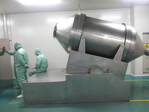 二维混合机客户使用现场